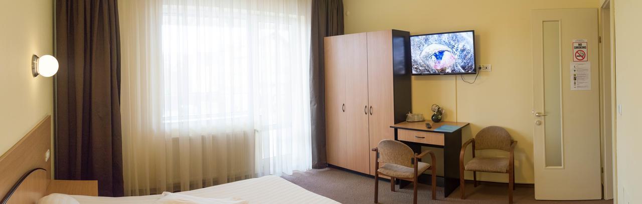Hotel Vila Rosa 2 Kluž Exteriér fotografie