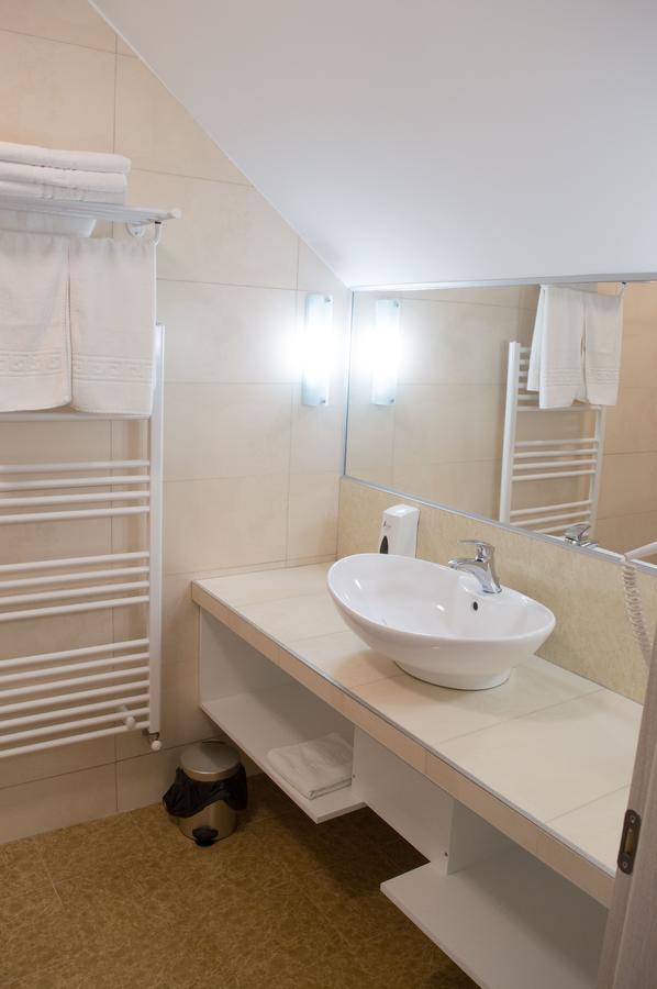 Hotel Vila Rosa 2 Kluž Exteriér fotografie