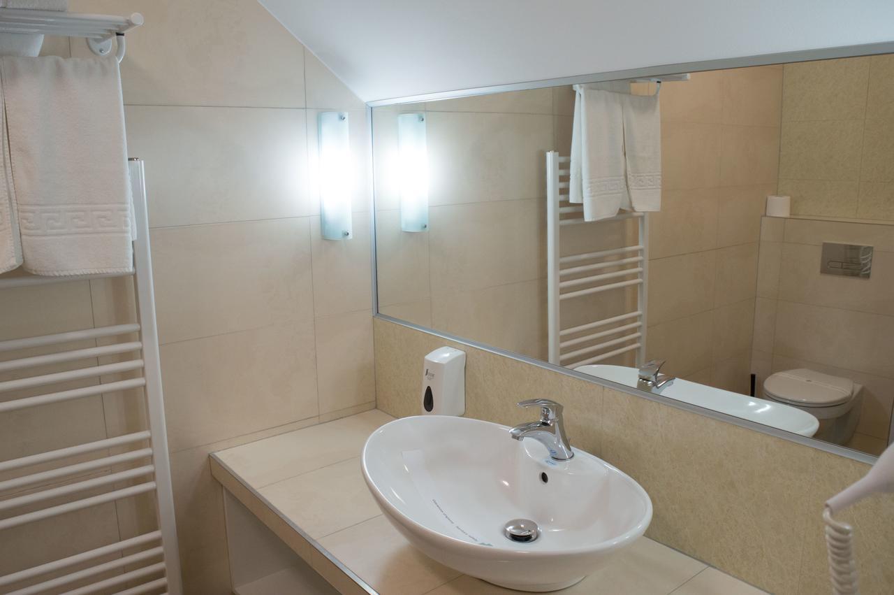 Hotel Vila Rosa 2 Kluž Exteriér fotografie