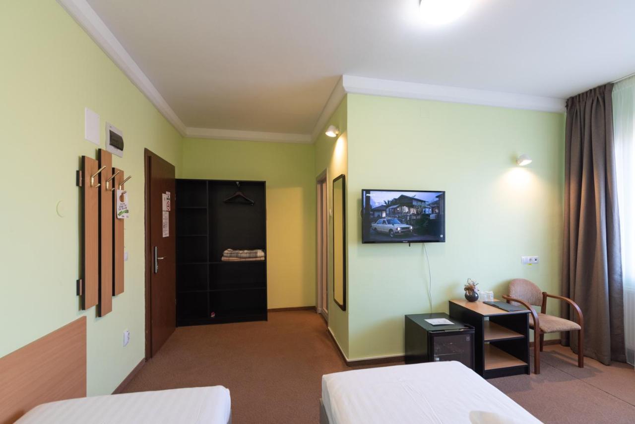 Hotel Vila Rosa 2 Kluž Exteriér fotografie