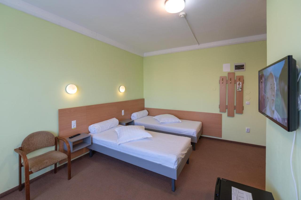 Hotel Vila Rosa 2 Kluž Exteriér fotografie